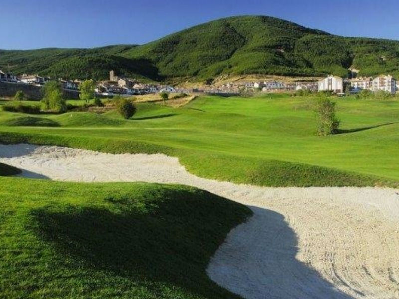 With Open Fairways experience great golf at Club de Golf Jaca in Aragon, Spain