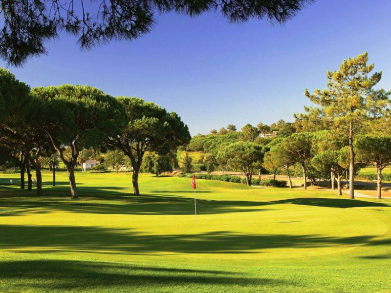 Get some sun and golf with Pinheiros Altos Golf Resort on the Algarve 