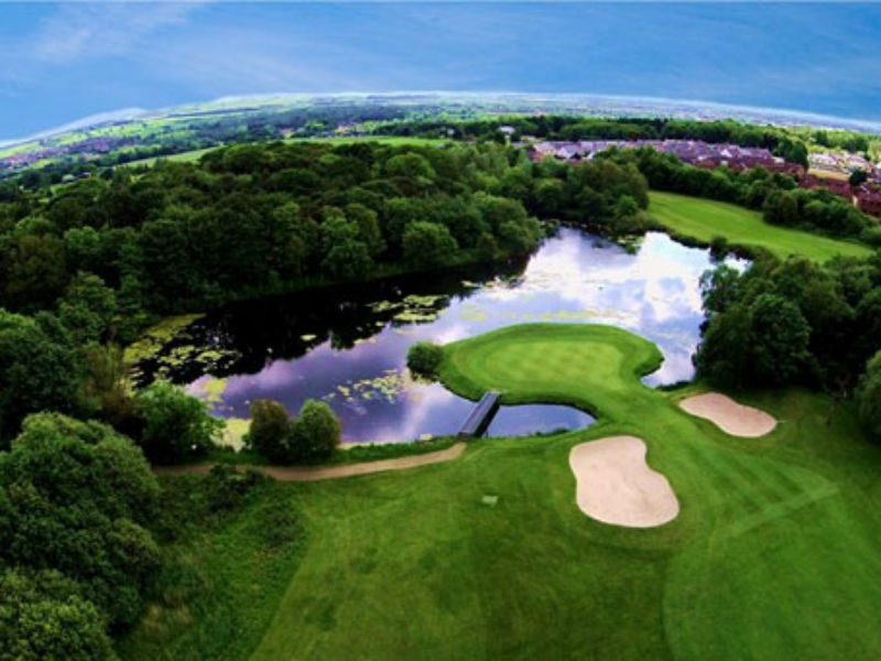 Play great golf at the fantastic Pumpherston Golf Club in West Lothian, Scotland