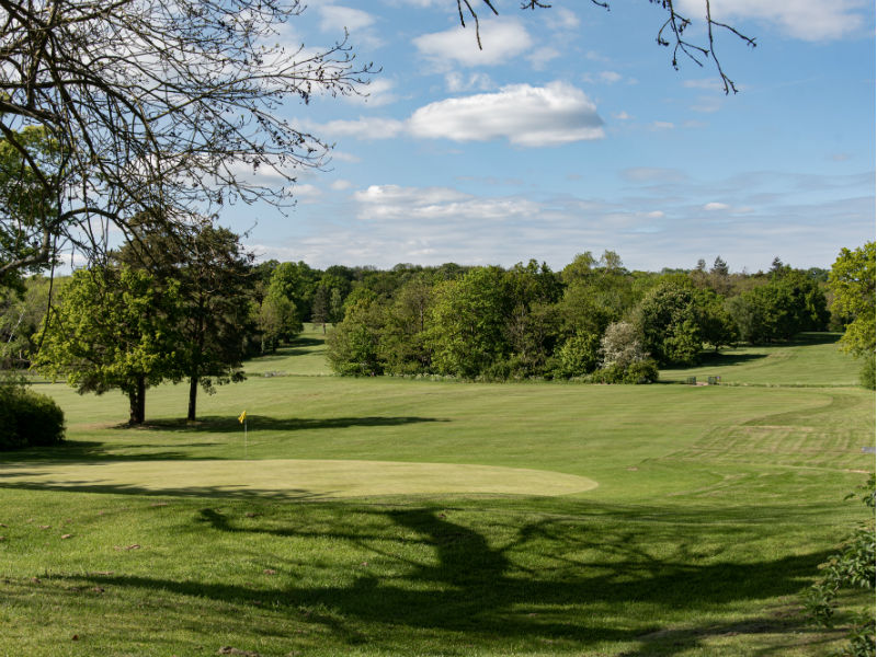 Look no further for some great Winter golf at the beautiful Whitewebbs Park Golf Club in Middlesex
