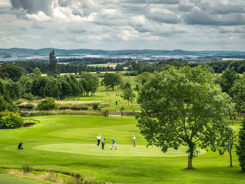 best time for golf in scotland
